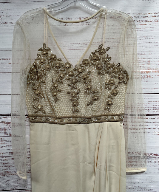 Rina Di Montella Women's Off White Faux Pearl Accent Dress Size 6