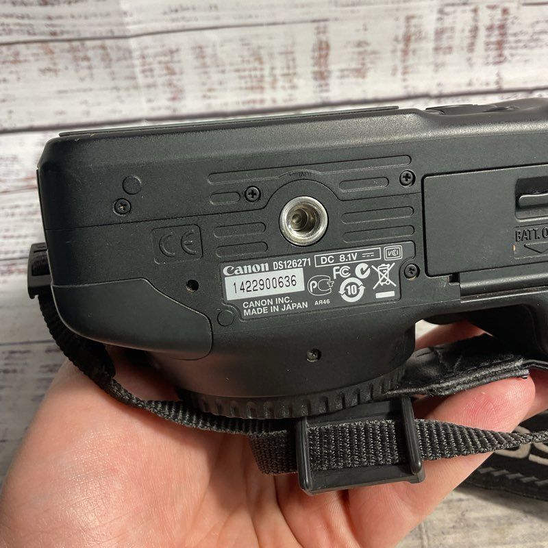 Canon EOS Rebel T2i Digital SLR Camera Body Only DS126271
