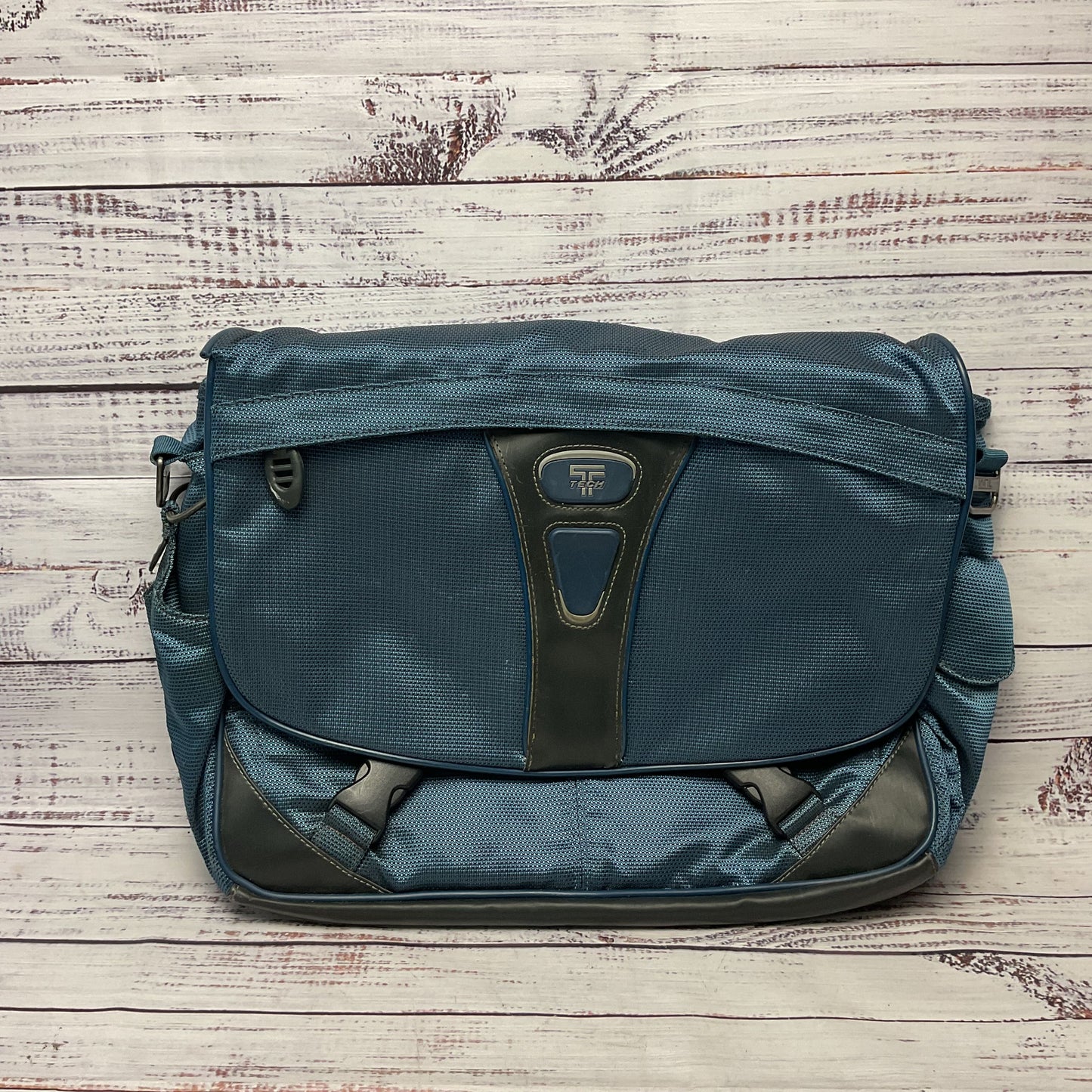 TUMI T-Tech 55080CD Blue Nylon Laptop Case