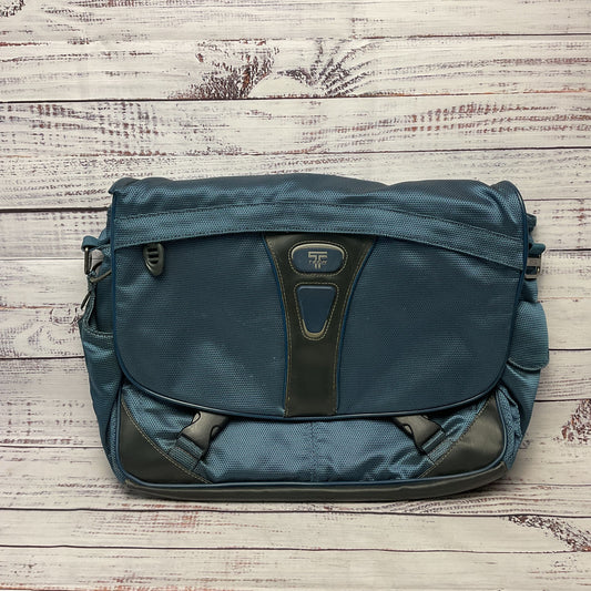 TUMI T-Tech 55080CD Blue Nylon Laptop Case