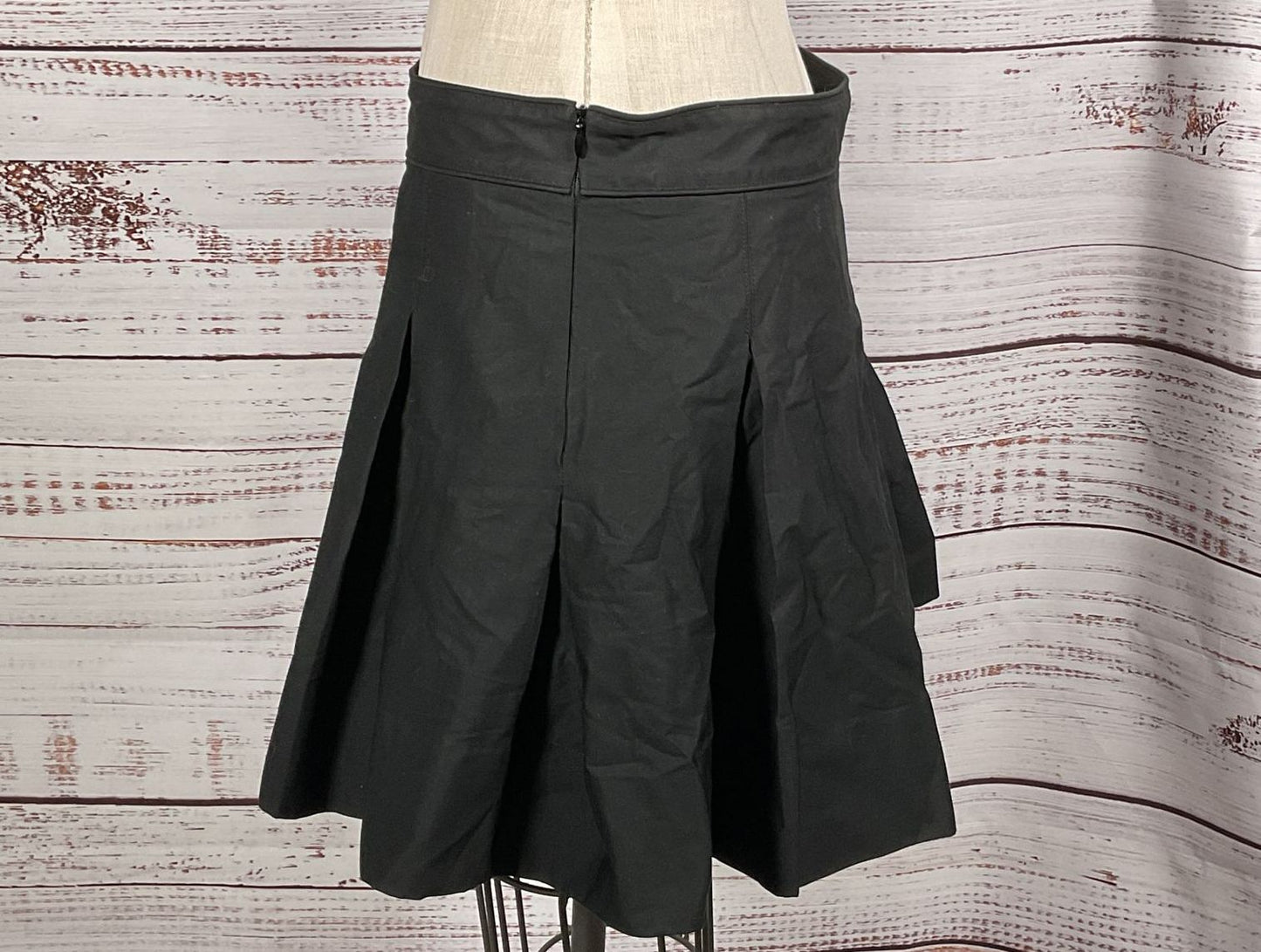 Burberry Pleated A Line Skirt Black 12