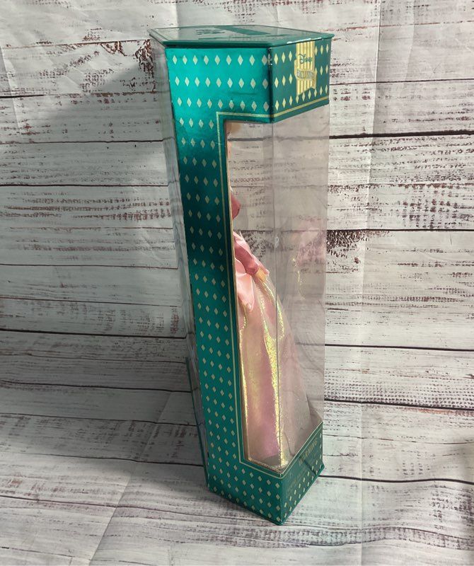 Walt Disney's Sleeping Beauty Disney Exclusive Classic Doll Collection 88003