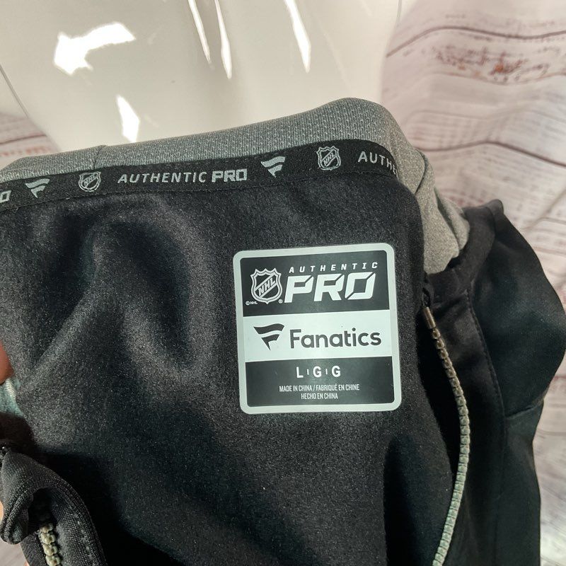 NWT Fanatics LA Kings NHL Authentic Pro 1/2 Zip Hooded Jacket - Size Large