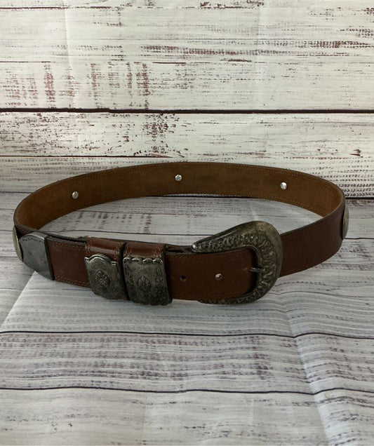 Women's Vtg Streets Ahead Brown Leather Belt with silver round hardware Size L
