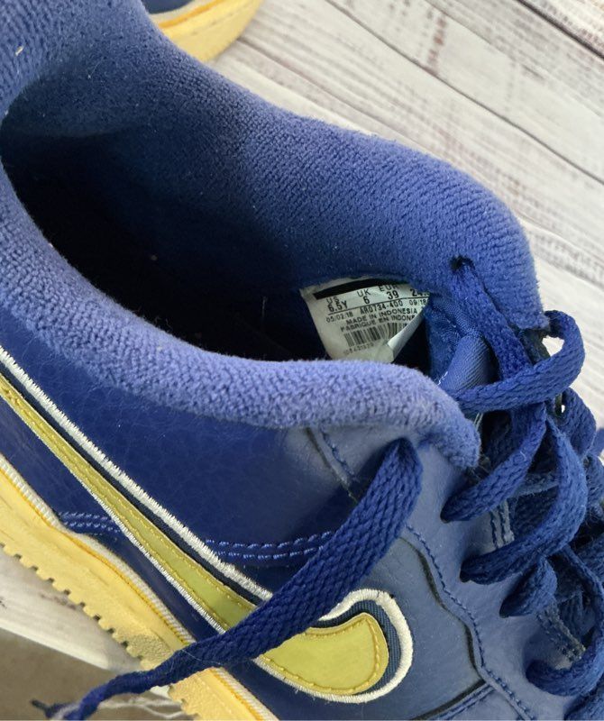 Nike Air Force 1'07 LV8 Sport Warriors Royal Blue Sneaker 5.5 Youth