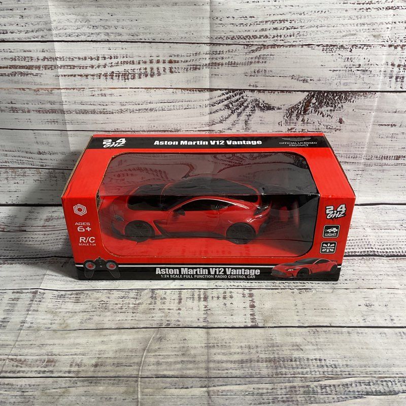 NEW Aston Martin Official V12 Vantage Red 1:24 Scale Full Function R/C Car 2025