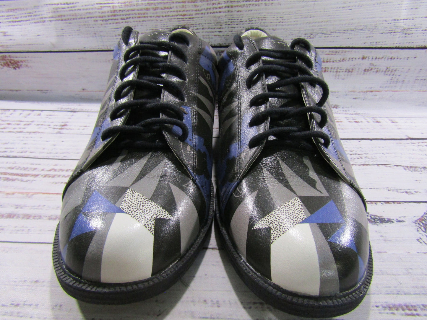 Icon Women's Blue Geometric Print Sneakers Size 11