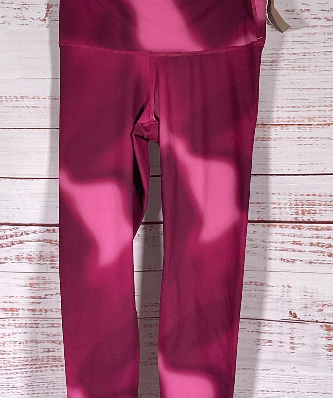 Nike Yoga Dri-FIT High-Waisted 7/8 Gradient Dye Leggings Cosmic Fuchsia L
