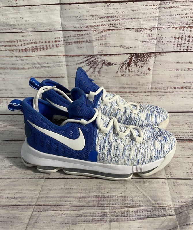Size 5.5Y Nike KD 9 GS Game Royal White Youth Basketball Sneakers 855908-411