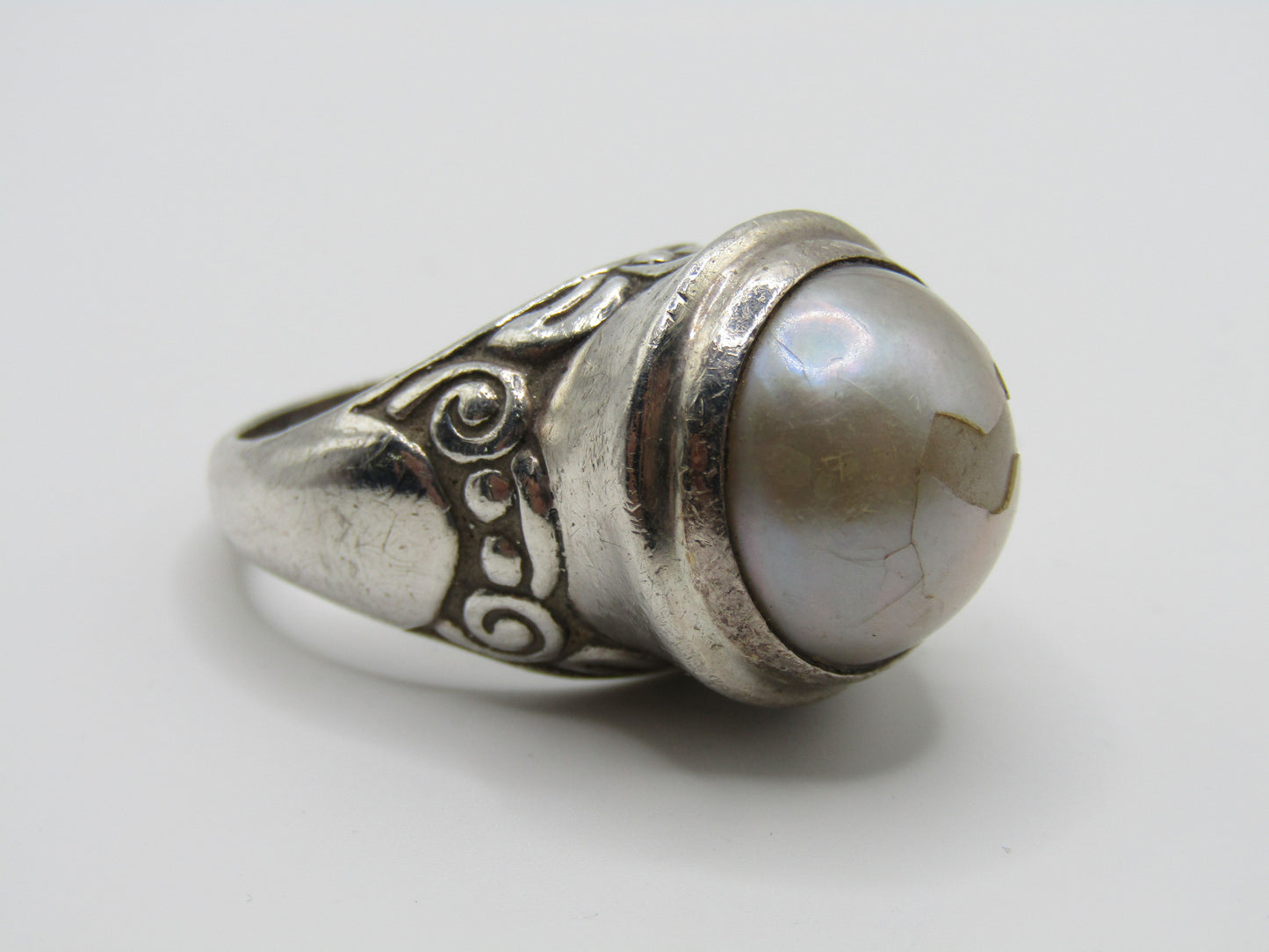 Vintage Artisan Handcrafted Sterling Silver Faux Pearl Ring Size 10