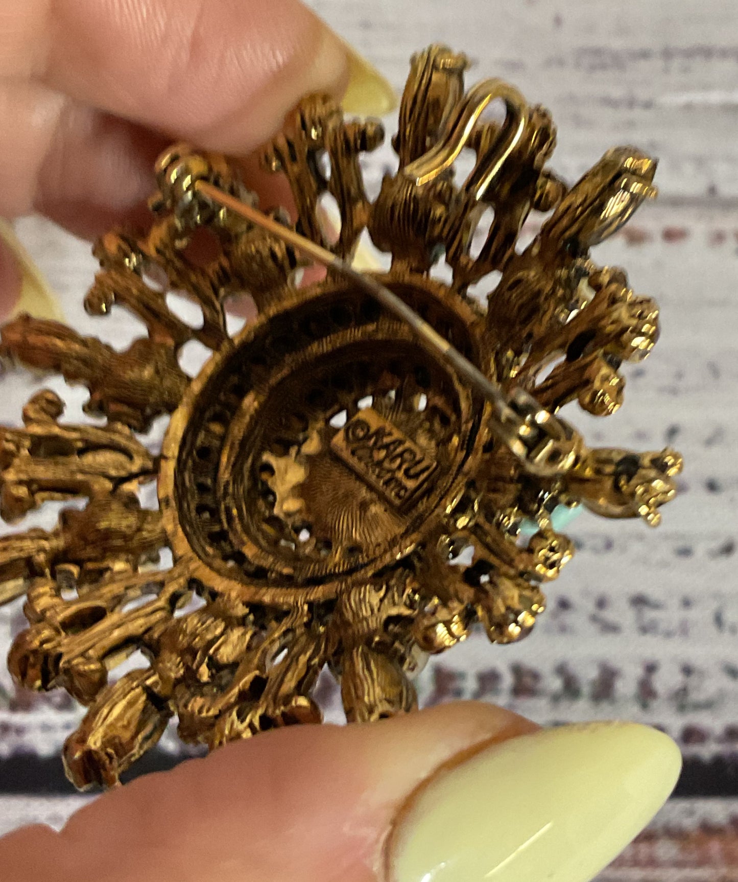 Karu gold tone Vintage Brooch