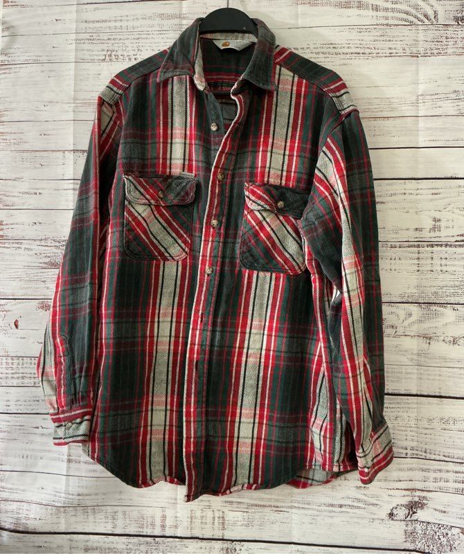 Men's Carhartt Red & Green Flannel Shirt Size L?