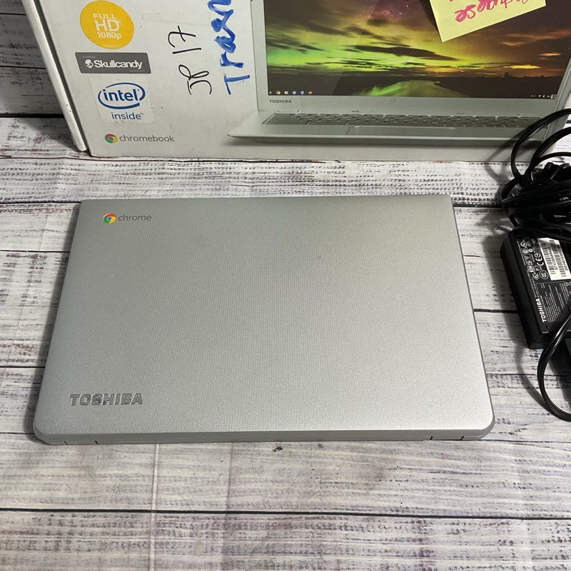 Toshiba Chromebook 2 CB35-B3340 Silver 13" Laptop in OG Box, Works