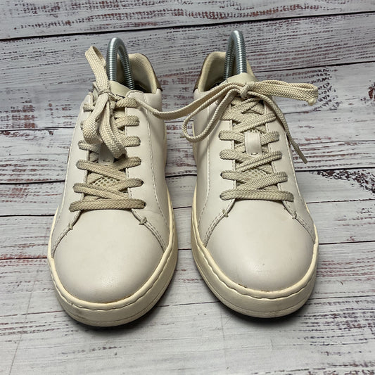 Coach Clip Low Top Beige Leather Athletic Shoe Women Size 7