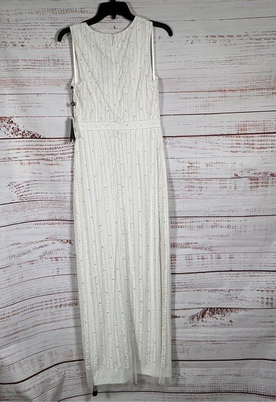 Adrianna Papell Ivory Beaded Sleeveless Surplice Gown Size 2 Retail $329