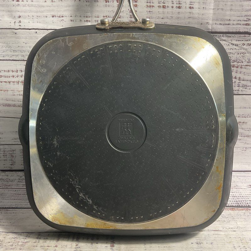 Zwilling J.A. Henckels 11" Nonstick Square Griddle Frying Pan