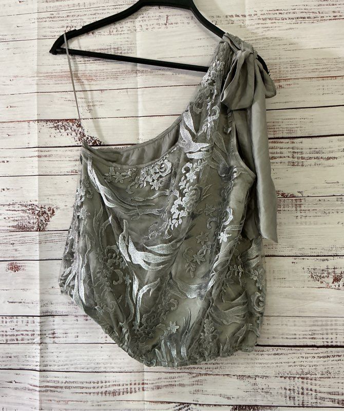 NWT Women's One Shoulder Max Studio Silver Top Size M