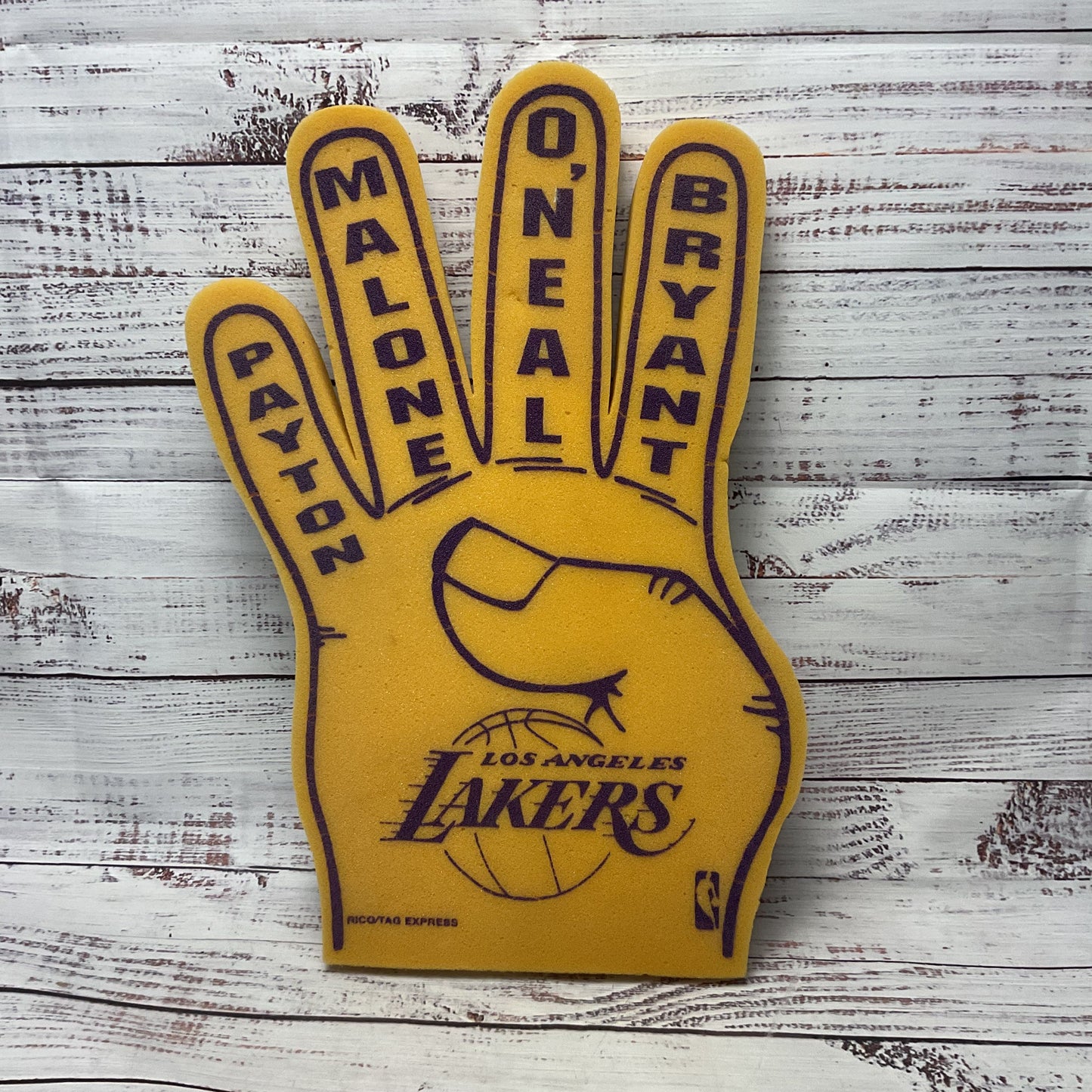 LA Lakers Reloaded 2003-04 Payton, Malone, O'Neal, Kobe Bryant Foam Fingers Pair