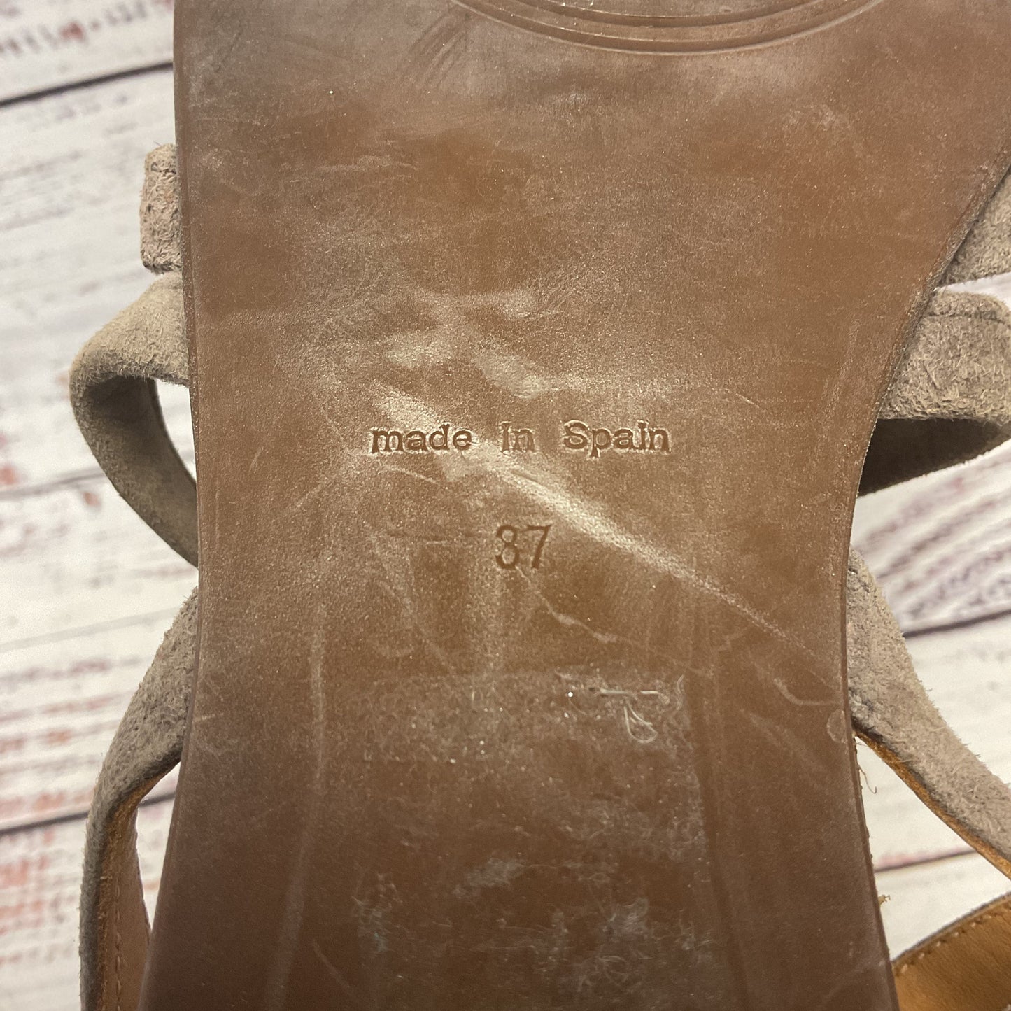Chie Mihara Brown Taupe Suede Flats Strappy Sandal Women Size 7