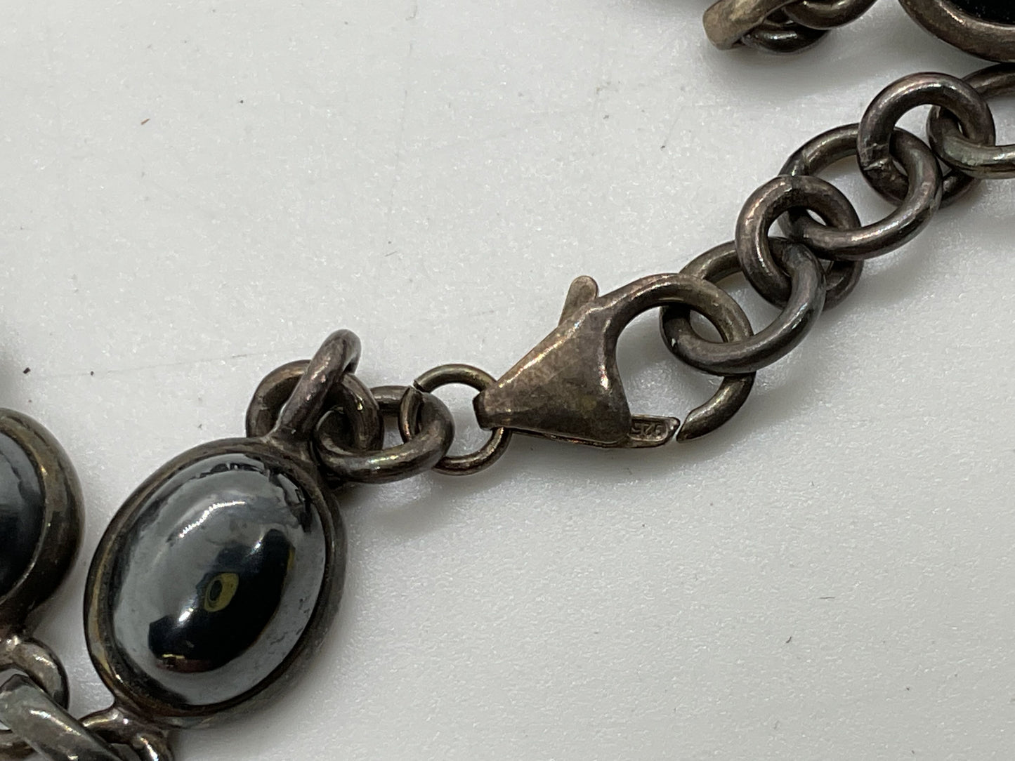 VTG. Sterling Silver & Hematite Cabochon Link 8" Bracelet- 15.11g