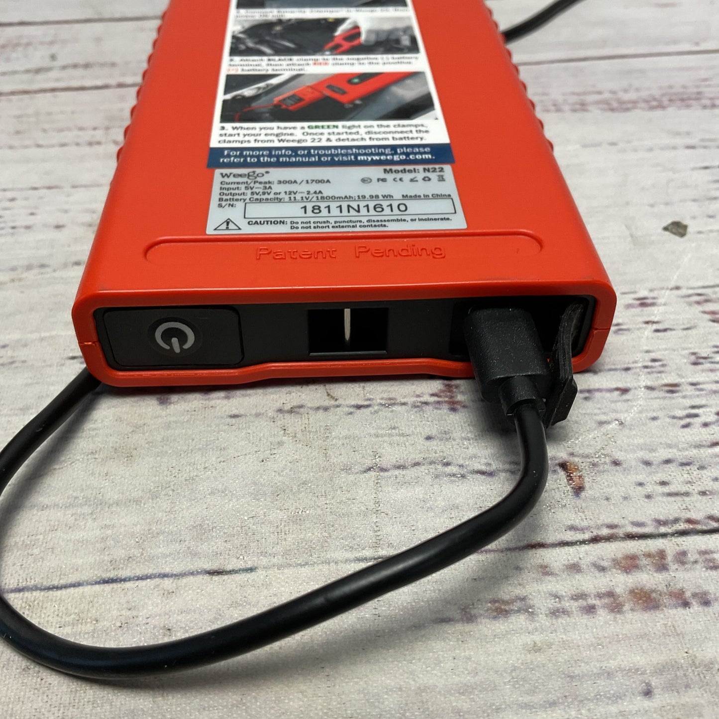 Weego Car Jump Starter N22 1800 mAh Battery Flashlight 300A No Starter Clamps