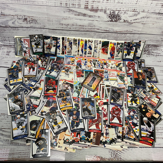 Mixed Brand NHL Hockey Trading Card Lot 150+