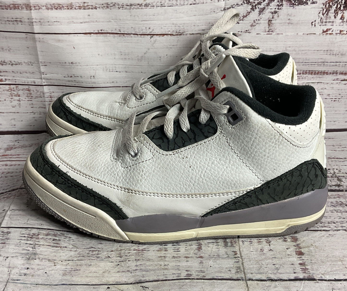 Nike Air Jordan 3 Retro Unisex Kids Sneakers Cement Grey 2Y