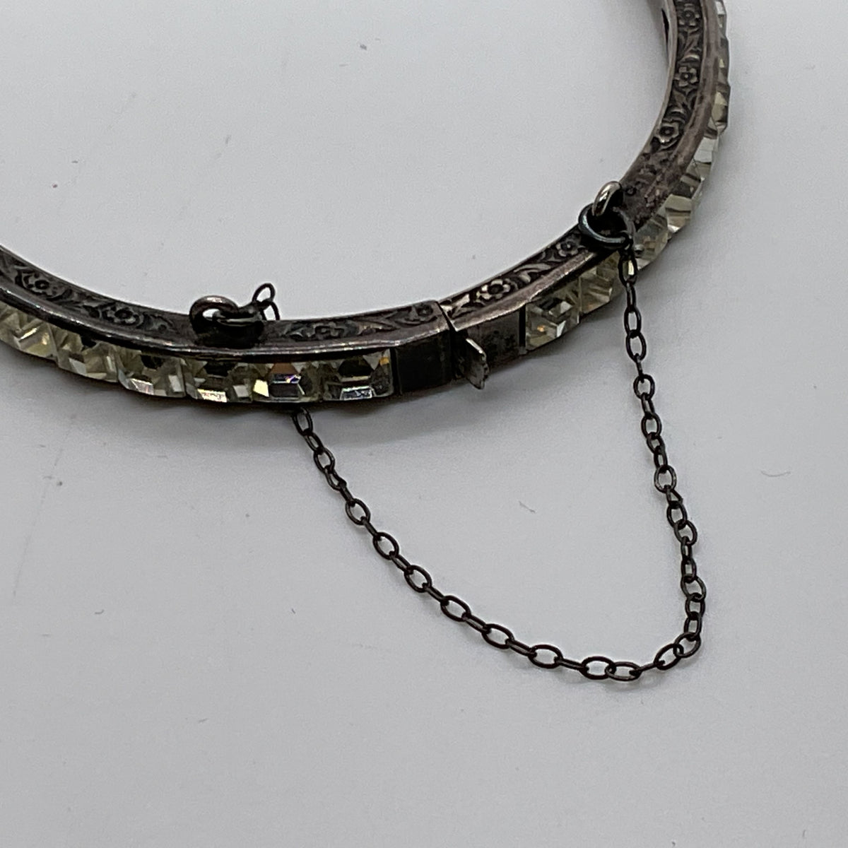 VTG. Sterling Silver & Rhinestone 6.75" Bangle Bracelet- 11.39g