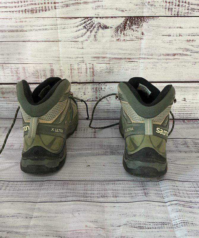 Women's Salomon X Ultra Mid GTX Hiking Boot In Olive Green Size 7