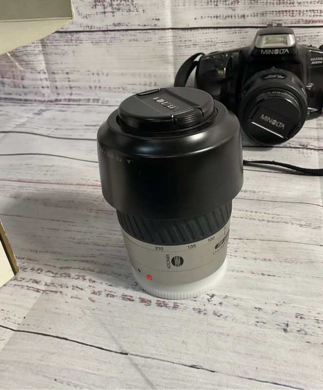 Minolta Maxxum 300Si Film SLR with 35-70mm & 70-210 Lens