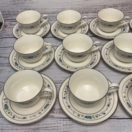 Noritake Norma Ivory China 7016 Ceramic Tea Cup Saucer Creamer Sugar Bowl 26 Pc