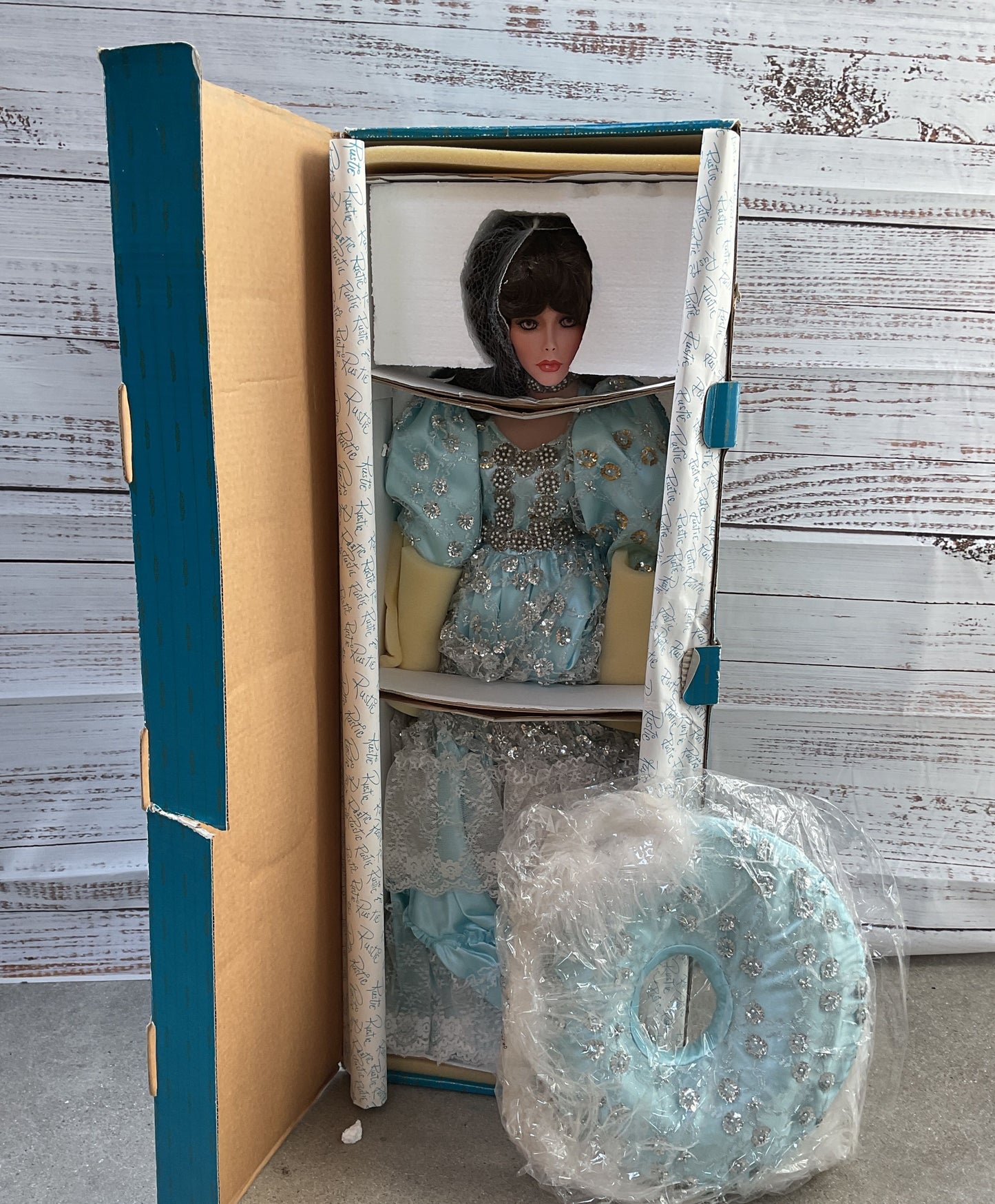 Gorgeous Rare 36" Rustie Tori Artist Porcelain Aurora Doll Collector's 1999
