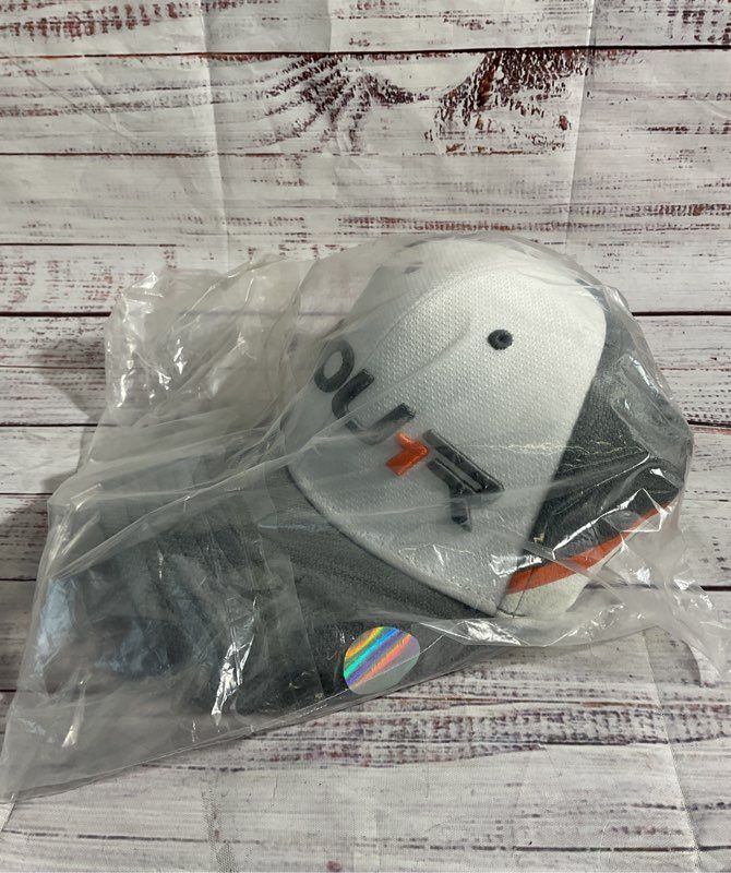 TaylorMade NEW Your 1 R1 Tour Launch Radar Grey Hat Golf Baseball Cap OSFA Gold