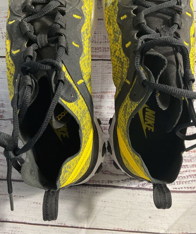 Nike React Element 55 Speed Women's 9.5 Yellow Snakeskin Shoes CT1551 700