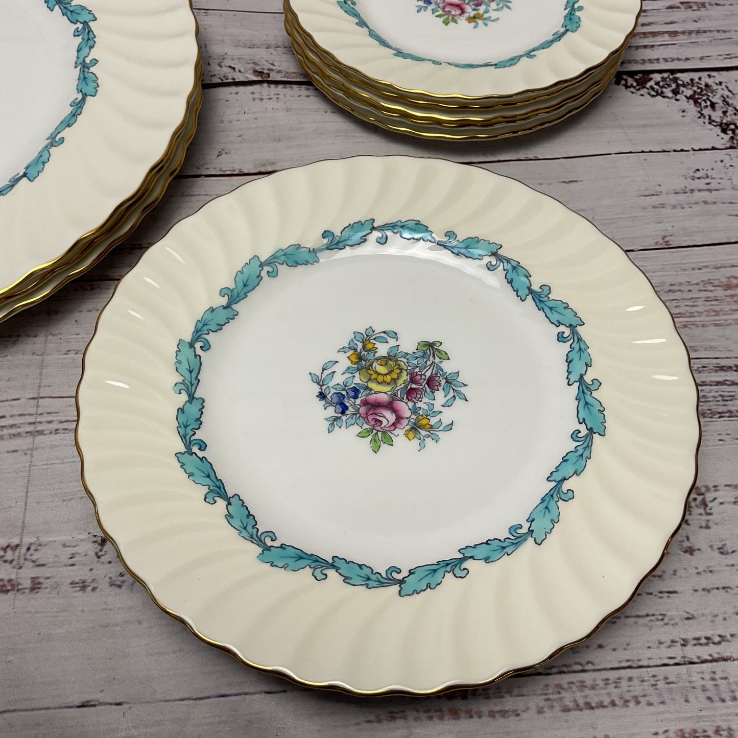Minton Ardmore Floral Leaf Design Scalloped Edge 10 5/8", 8", 6 1/4" Lot of 11