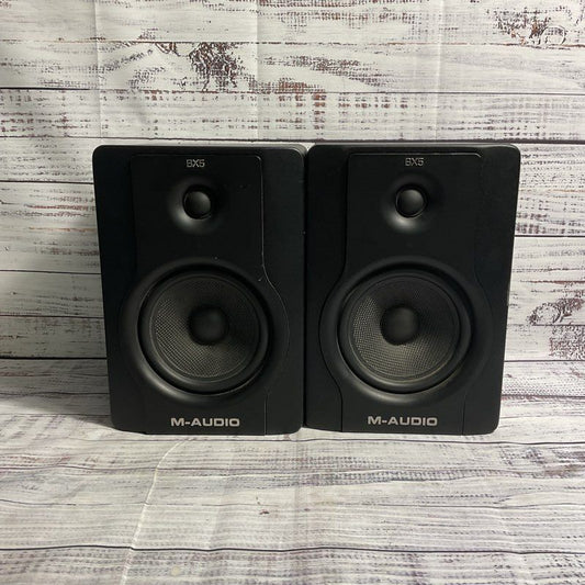 M-Audio BX5 D2 Compact Shelf Desk Speakers