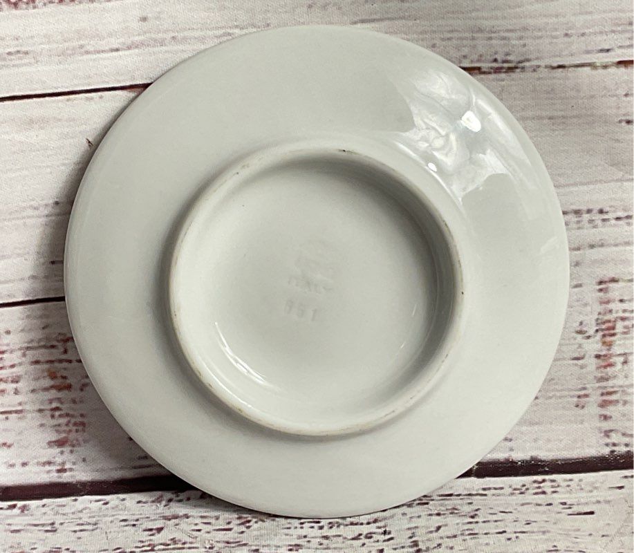 Illy Art Collection Marina Abramovic MOCA 2011 Cup Saucer Espresso White