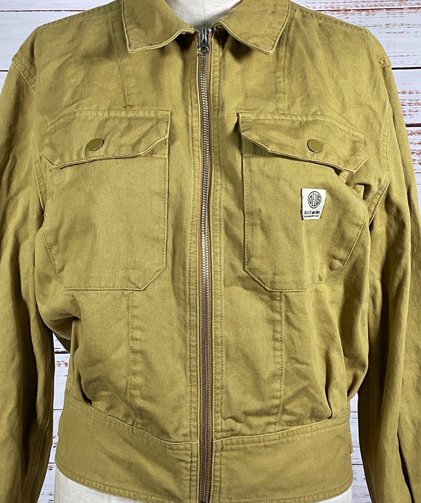 Deus Ex Machina Cropped Paloma Jacket Ecru Olive Large