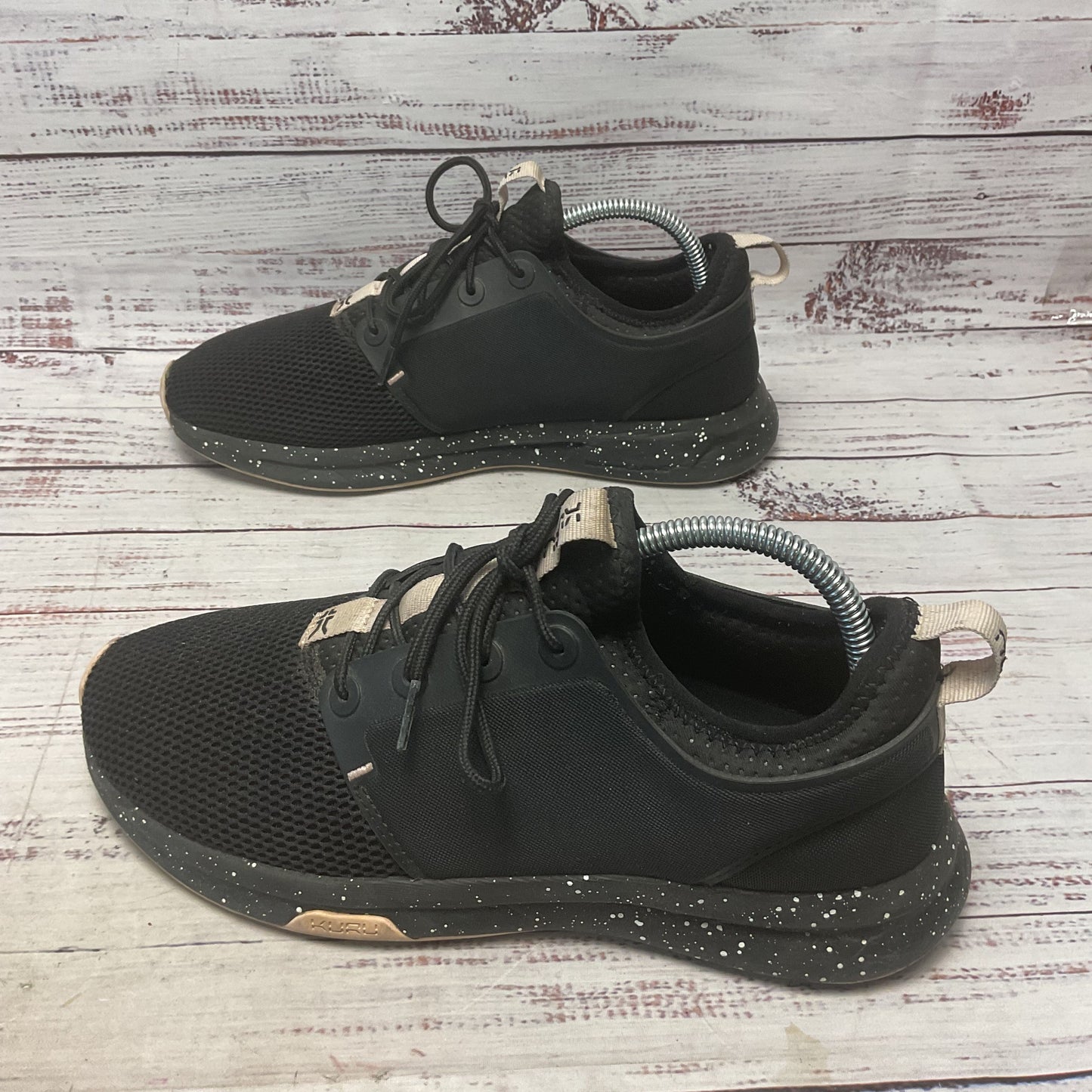 Kuru Atom Black Athletic Sneaker Running Shoe Women Size 9.5