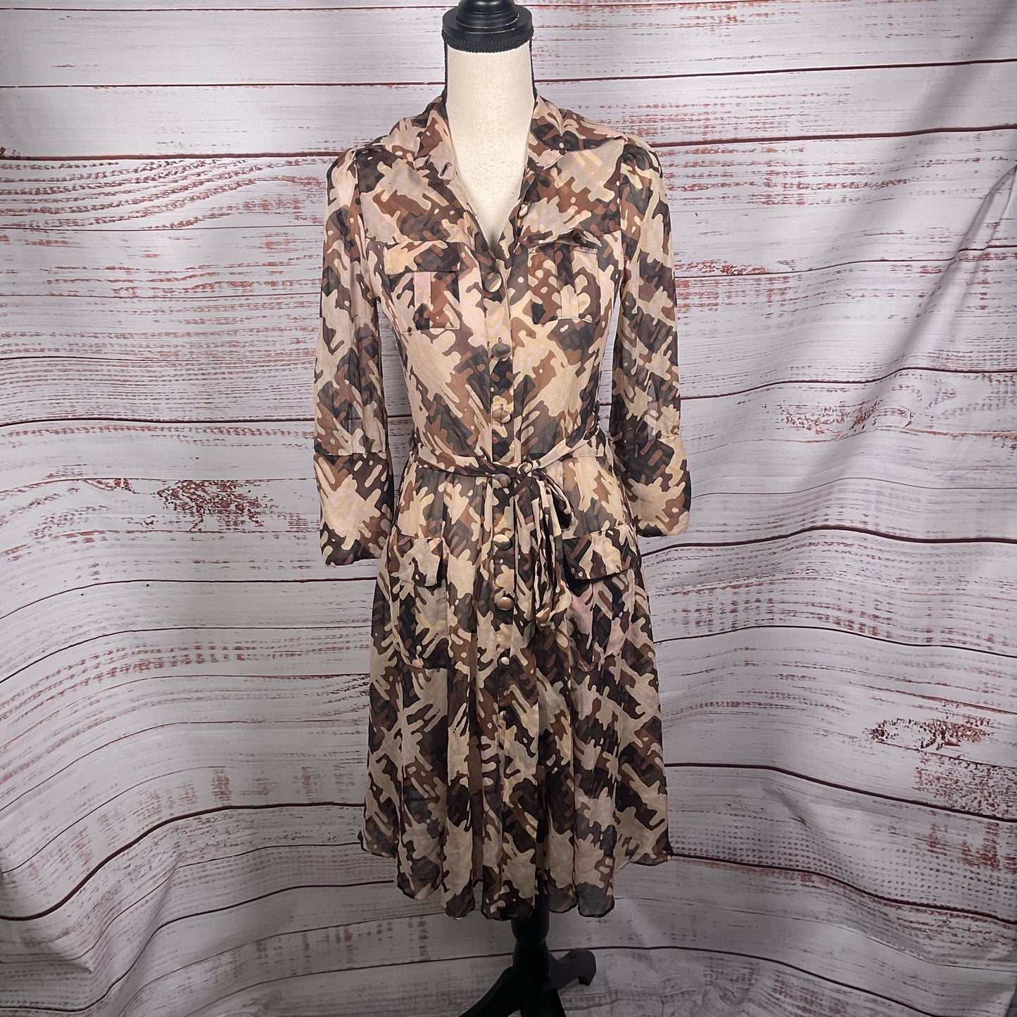 Diane Von Furstenburg Brown Tan Print Silk Front Button Waist Tie Dress Size 6
