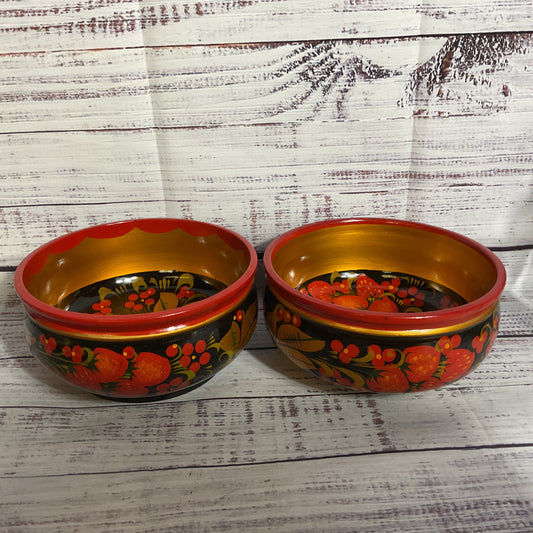 Set of 2 VTG. Russian USSR Khokhloma Folk Hand Painted Wooden Bowl 5.25”