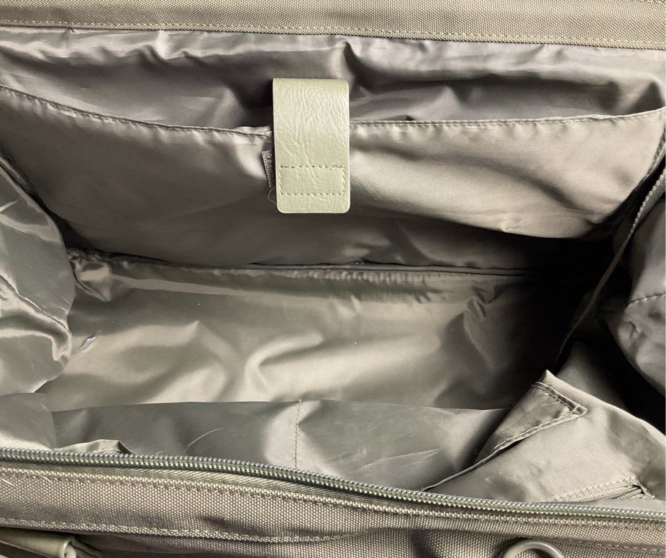 Beis Travel The Weekender Bag Olive