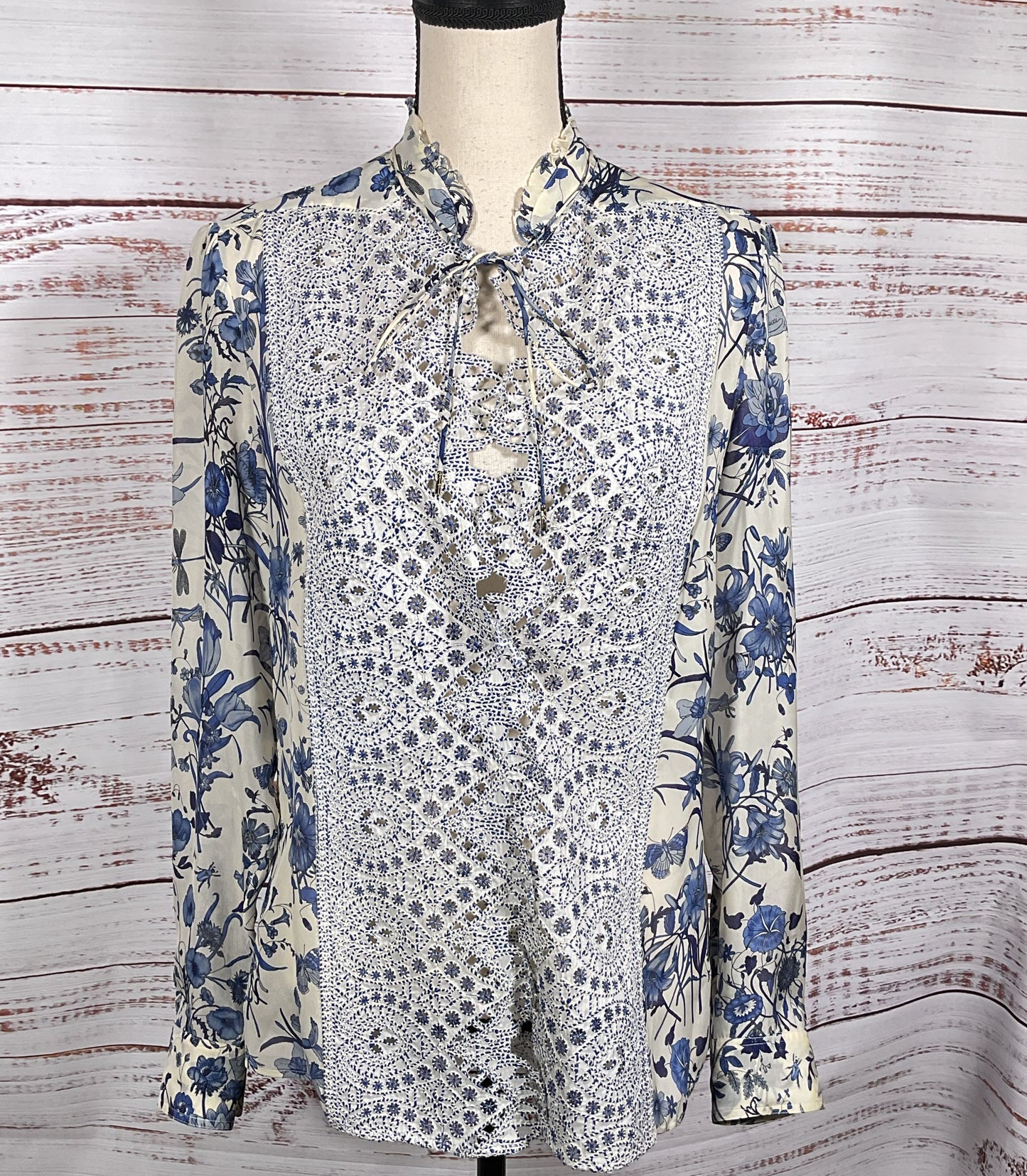 Gucci Silk Floral Lace Snap Button Long Sleeve Blouse Blue White 44