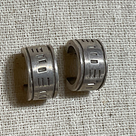 VTG. TAXCO MEXICO Sterling Silver Solid .5" Hoop Earrings- 13.21g