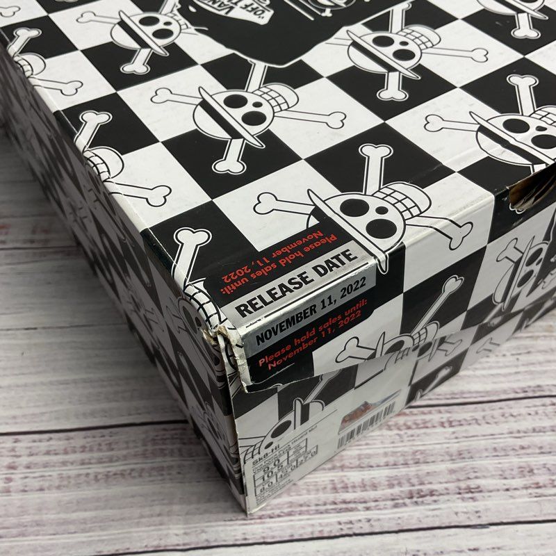 Vans x One Piece Punk Hazard Sk8-Hi 2022 Graphic Print Sneakers Size 9 M/10.5 W