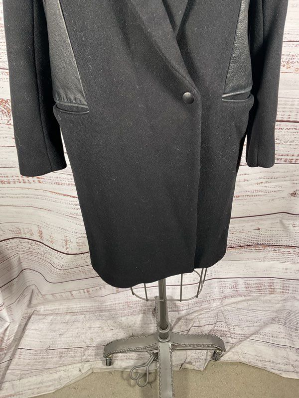 Sandro Women's Wool Blend Black Coat Size 40