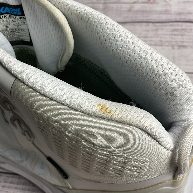 HOKA One One TenNine GORE-TEX Vibram Hiking Boots in White/Nimbus