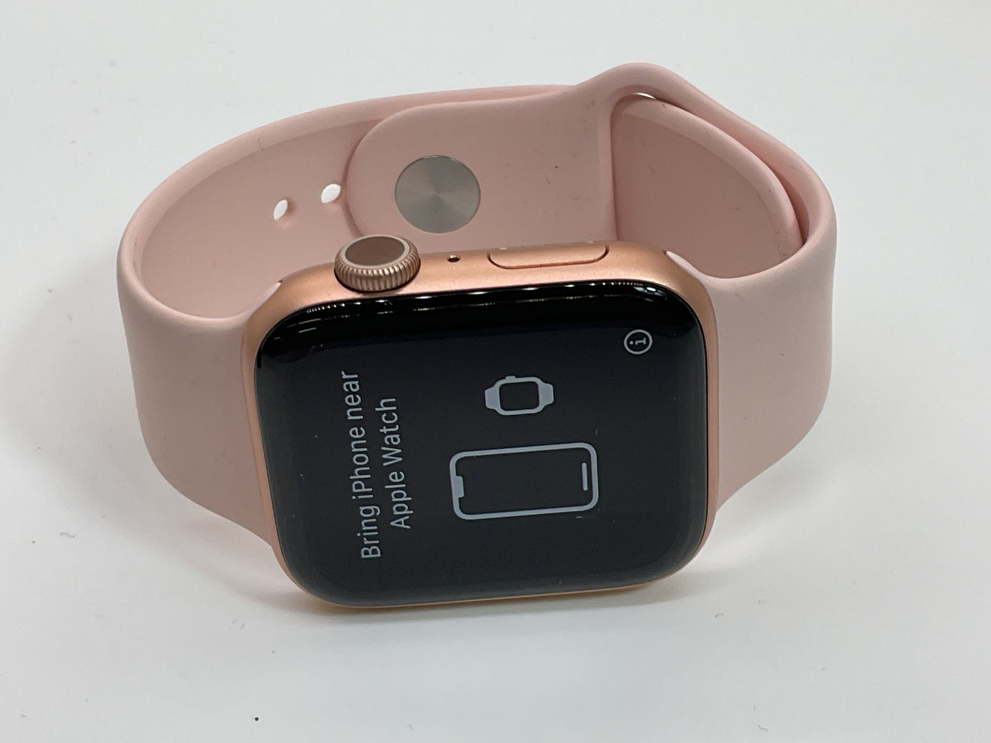 APPLE Series 5 44mm Rose Gold Smart Watch- FACTORY RESET
