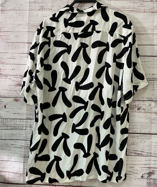 Men's Disney Oswald the Lucky Rabbit Button Down Shirt Size L