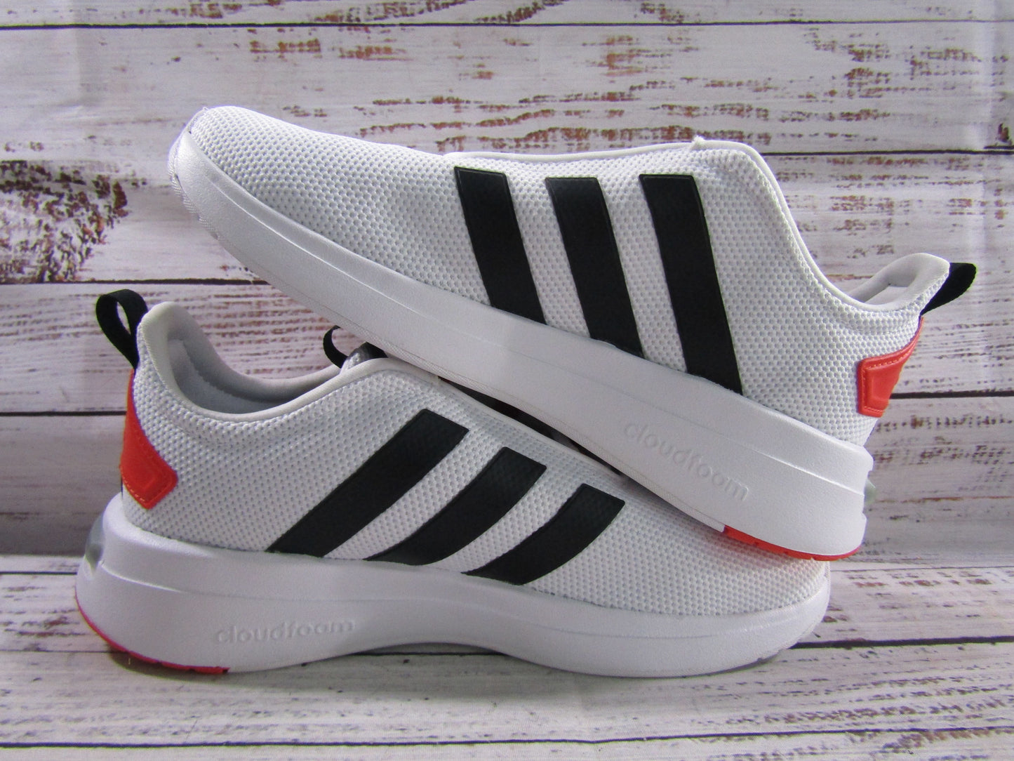 Adidas Racer TR23 Boy's White Low Top Sneakers Size 5 IG4925